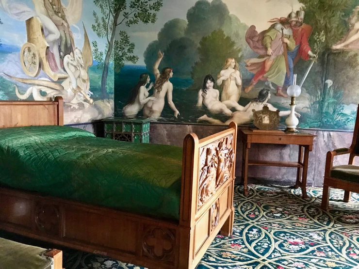 Maximillian's bedroom with racy wall murals