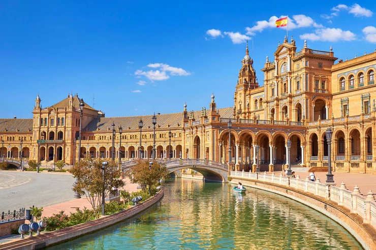 the Plaza España, a musa visit attraction with 3 days in Seville