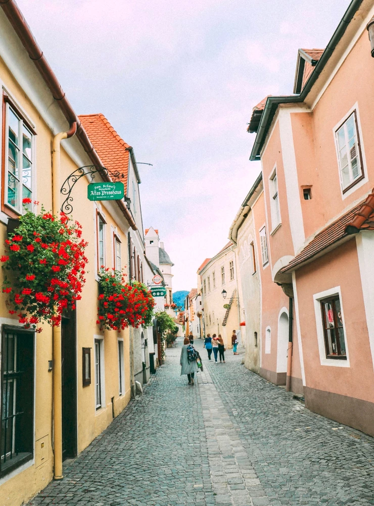 pastel houses line the cobbled streets of Durnstein Austria