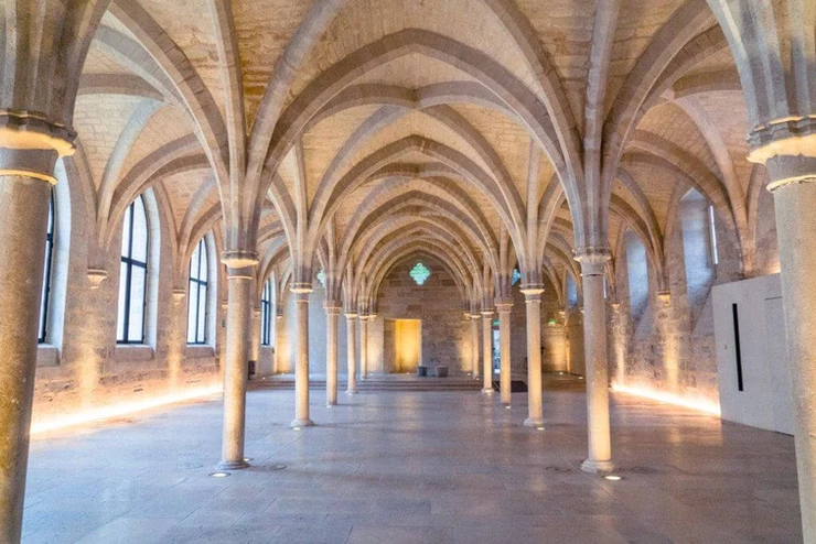 vaulted cloisters of the Collège des Bernardins