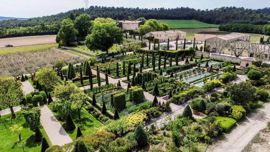 vineyard and gardens of Chateau Val Joanis