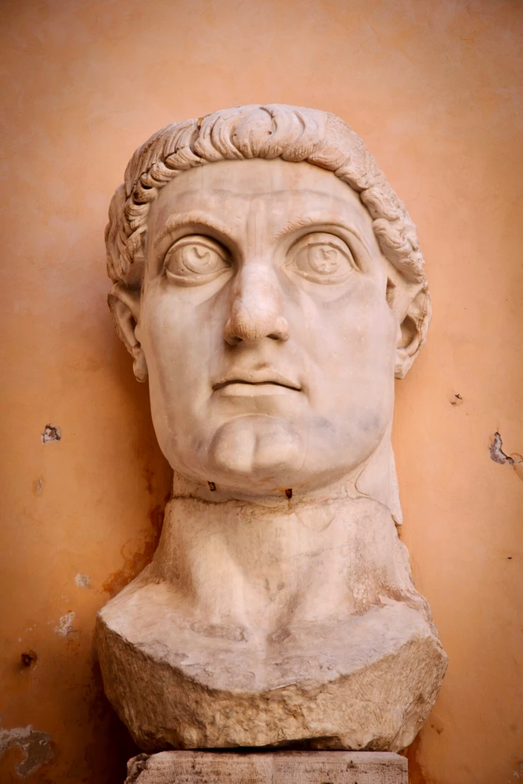 chunks of what was a massive 30 foot statue of Emperor Constantine in the the Palazzo dei Conservatori