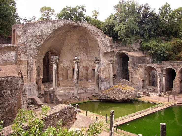 the semi circular Nymphaeum at the southern end of the Canopus