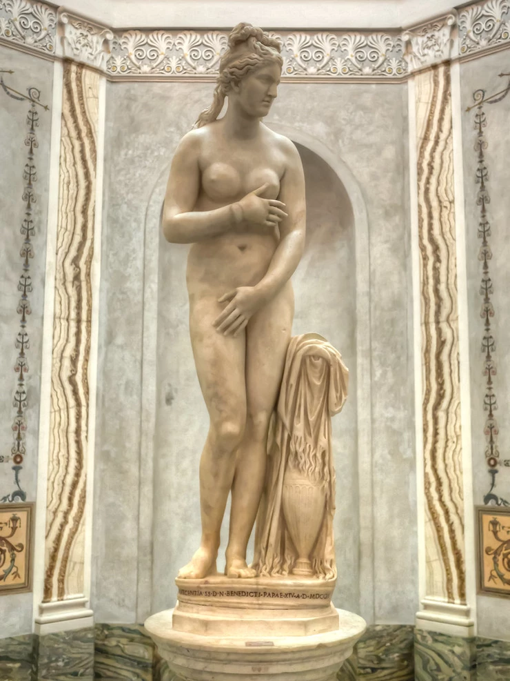 the Capitoline Venus, 2nd century AD