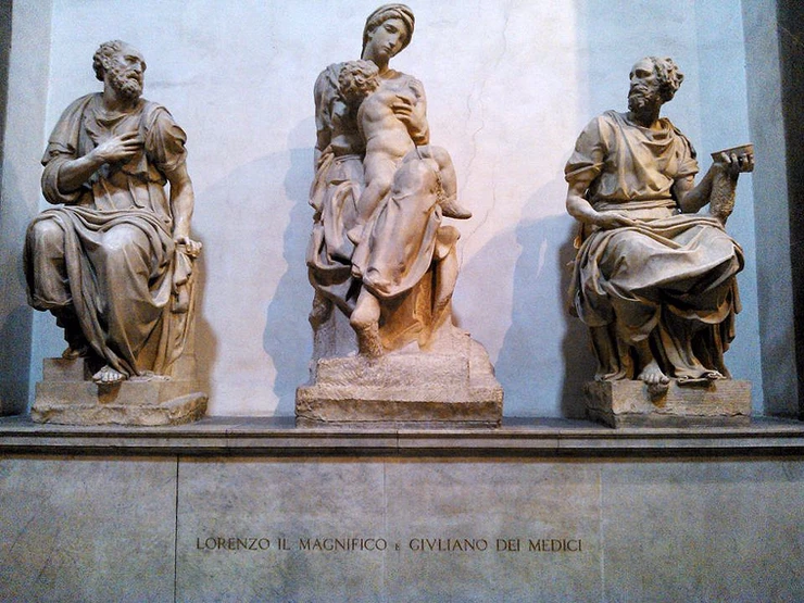 Michelangelo's Medici Madonna above the tomb of Lorenzo and Giuliano Medici