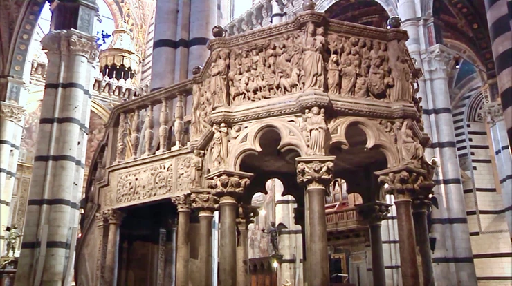 the pulpit carved by Nicola Pisano