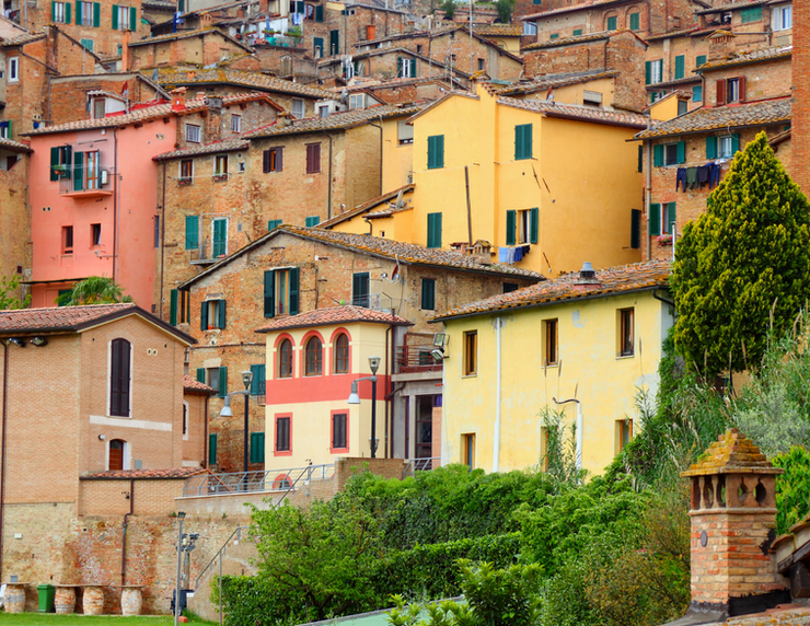 pretty rustic houses in Siena Italy