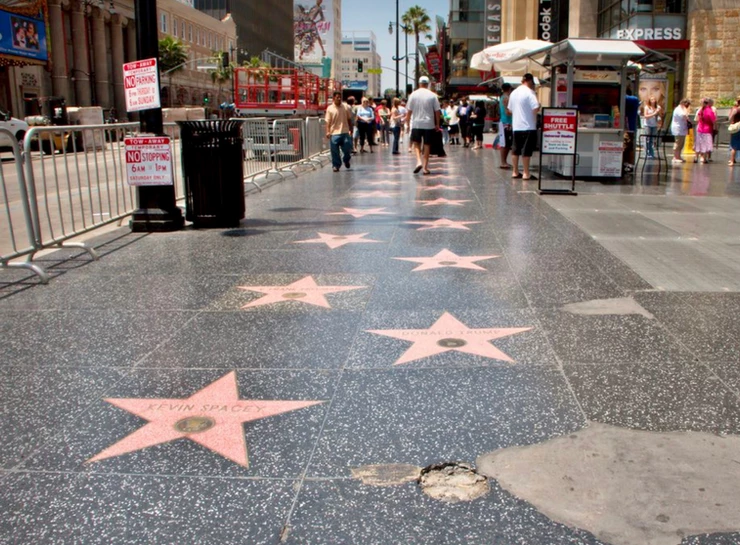 stars on Hollywood boulevard in LA