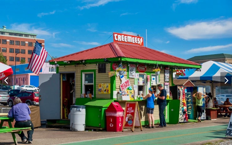 Creemees on the Waterfront