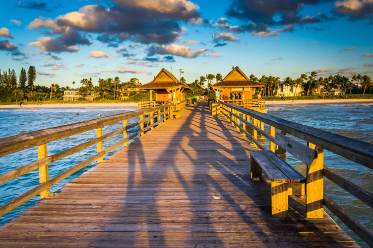 the fishing pier in Naples Florida