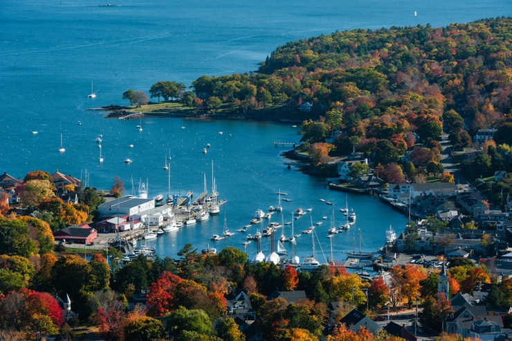 Camden Maine, must visit town on your 10 days in Maine itinerary