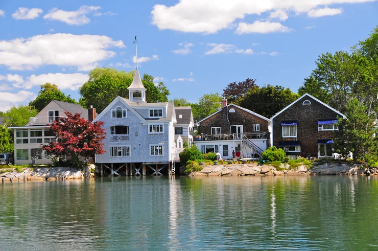 wooden houses in Kennebunkport Maine, a great day trip from Boston
