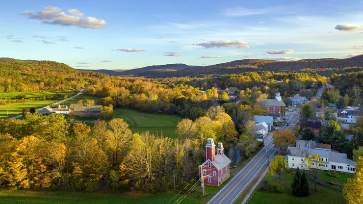 beautiful Chester Vermont in the fall