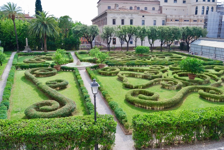 formal gardens of the Palazzo Barberini, a secret green space in Rome