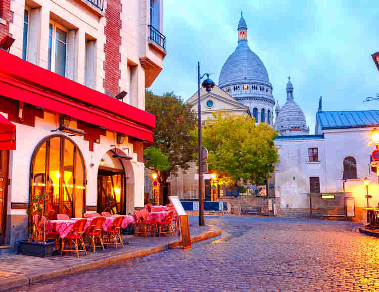 the Montmartre neighborhood of Paris