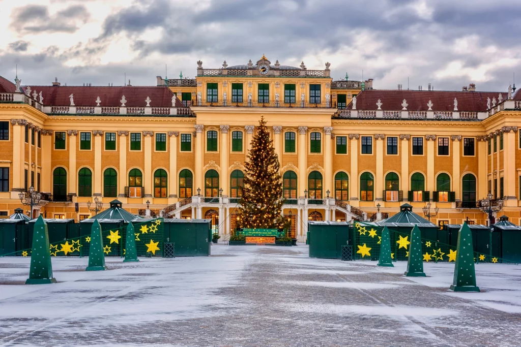 Schonbrunn in winter