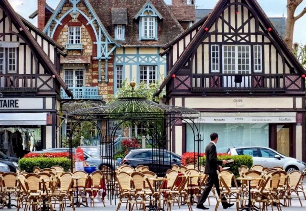 visit normandy without a car