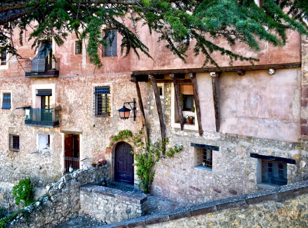 pink tinted house Albarracin