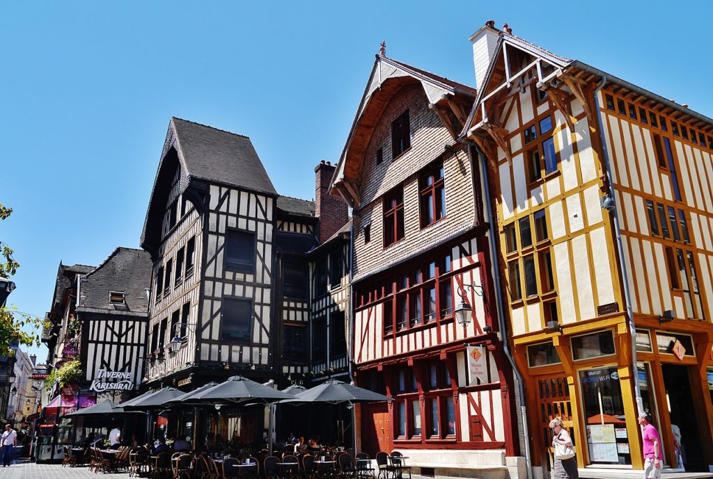 half timbers in Troyes