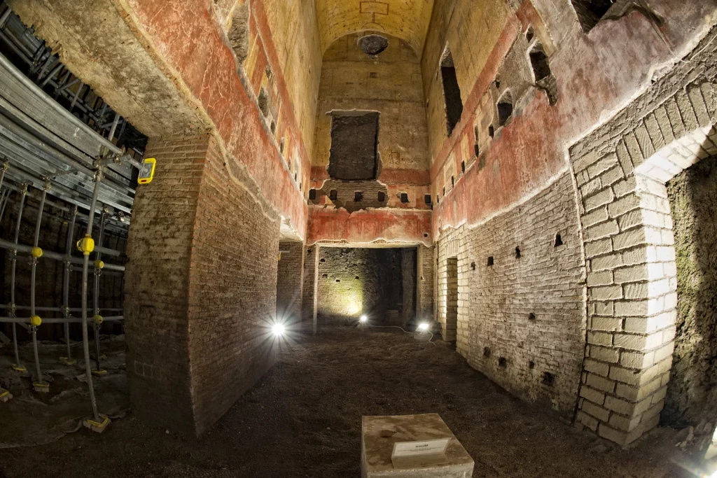 frescos in Domus Aurea