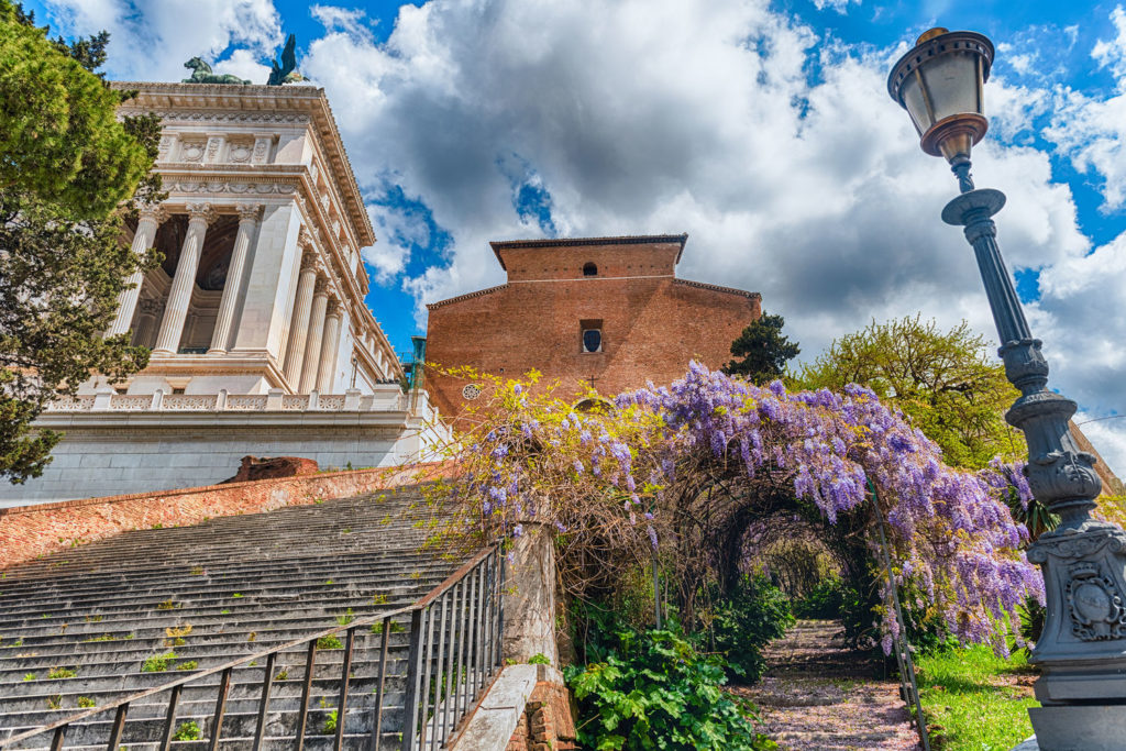 facade of Santa Maria in Aracoeli, one of the best hidden gems in Rome