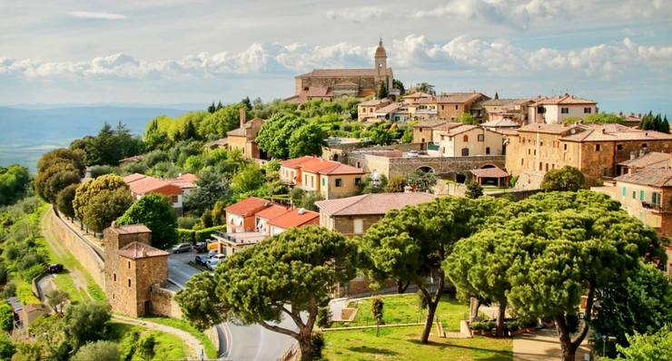 cityscape of Montalcino
