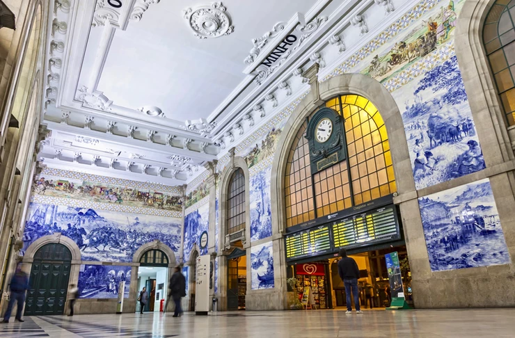 painted ceramic tiles (azulejos) in the Main hall of Sao Bento Railway Station