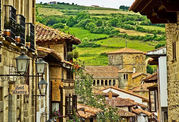 the medieval town of Santillana del Mar in Cantabria