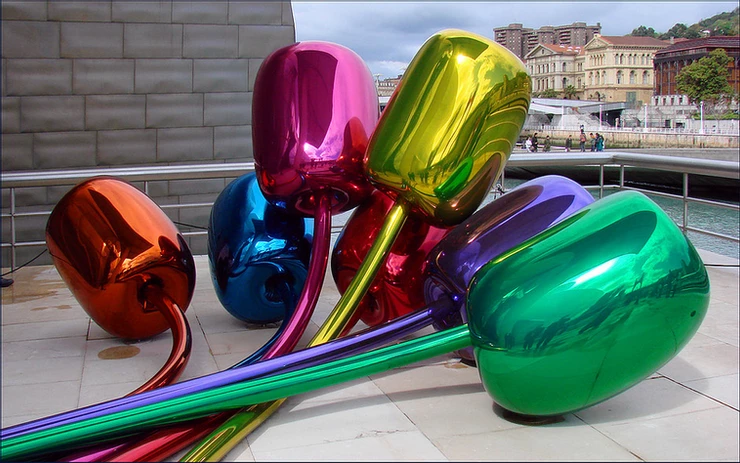 Jeff Koon's Tulips at Bilbao's Guggenheim Museum