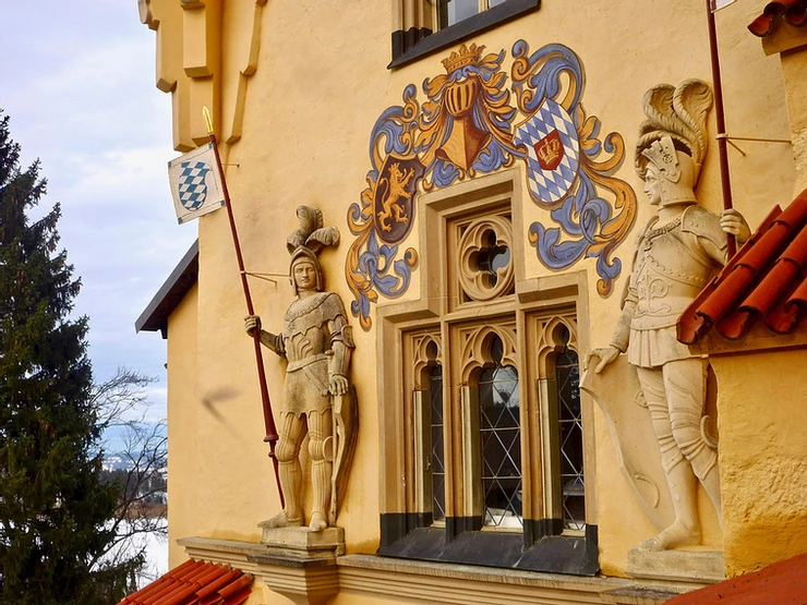 decorations on Hohenschwangau Castle