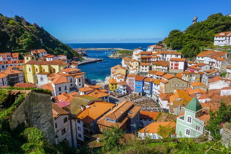 the fishing village of Cudillero in Asturias