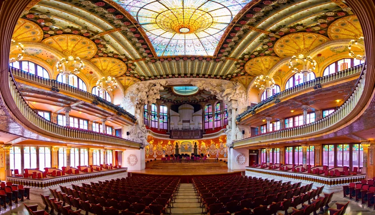 the incredibly beautiful auditorium of Palau de la Musica