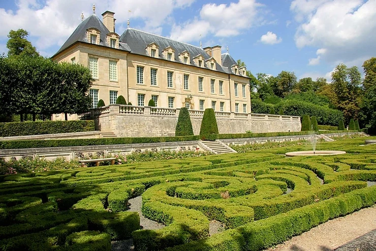 the Chateau d'Auvers-sur-Oise