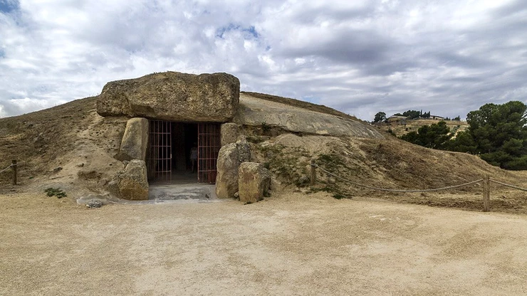 the entrance to Menga dolmen