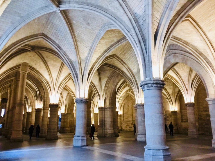 the UNESCO-listed Hall of Soldiers in the Conciergerie