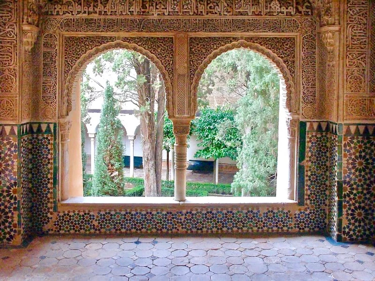 bay window in the Hall of the Two Sisters with a garden view