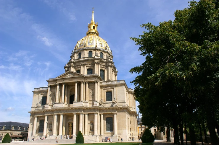 Les Invalides and its glittering dome