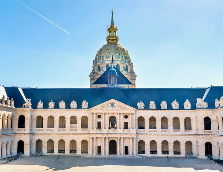 the sprawling complex of Les Invalides in Paris
