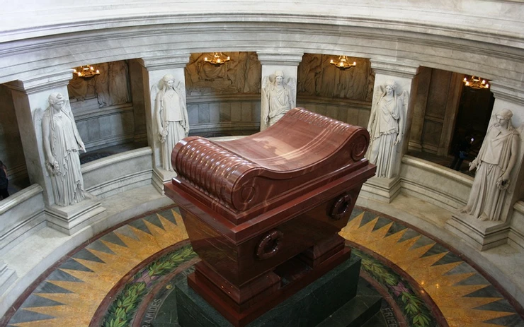 Napoleon's Tomb in the royal chapel of Les Invalides