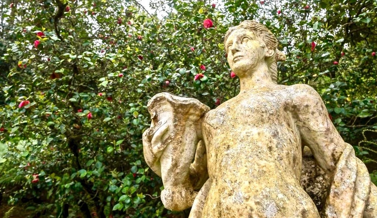 statue on the Promenade of Gods at Quinta da Regaleira