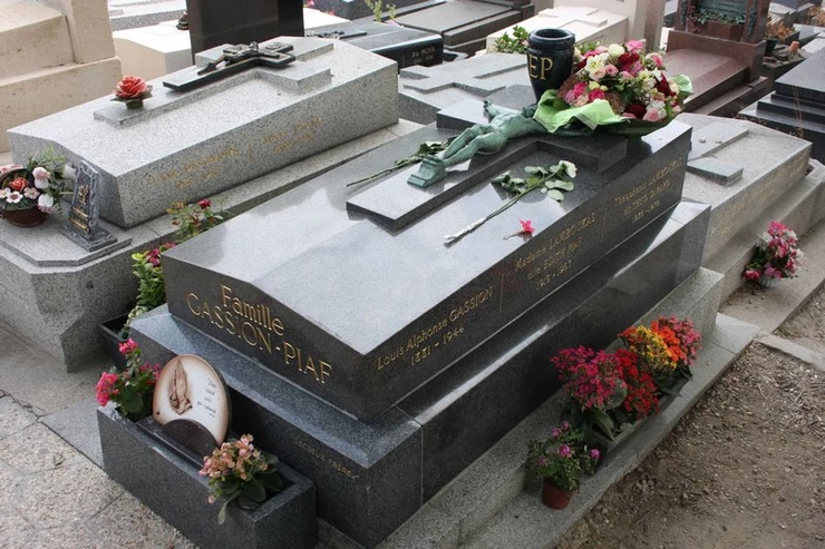 Edith Piaf's grave