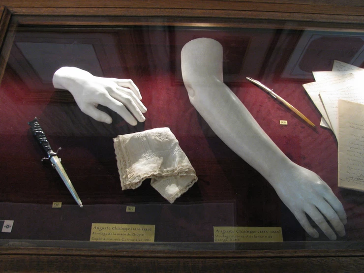 casts of the hand of Chopin and the arm of Sand on display at the Museum of the Romantic LIfe