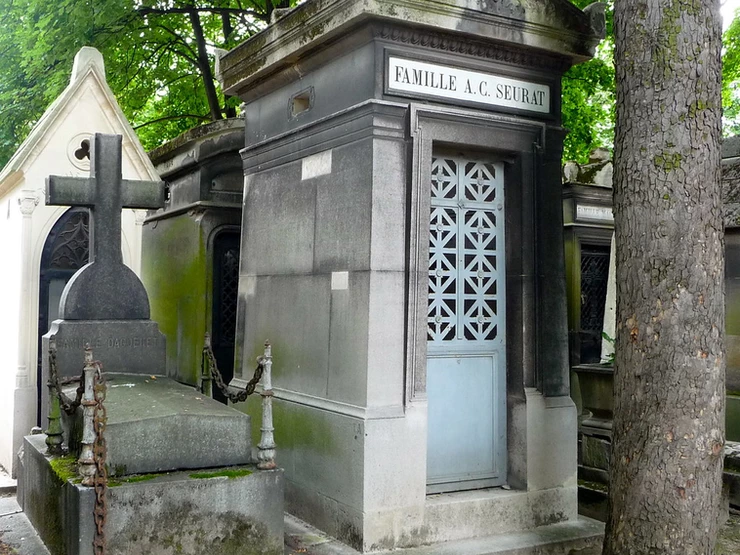 the grave of Georges Seurat, the founder of Pointillism 