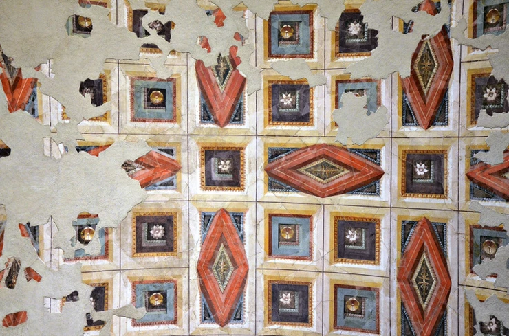 the painted ceiling of the Ramp Room, designed to look like a coffered ceiling