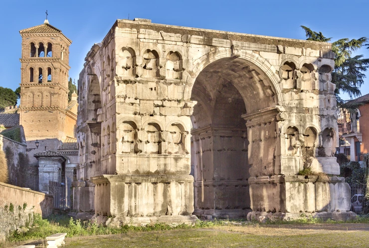Arch of Janus in the Forum Boarium 