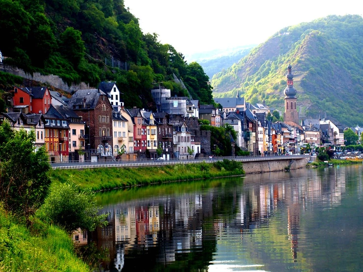 the  pretty town of Cochem