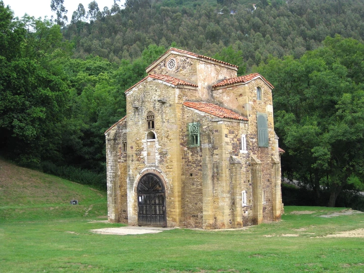 the UNESCO-listed San Miguel de Lillo chapel in Oviedo