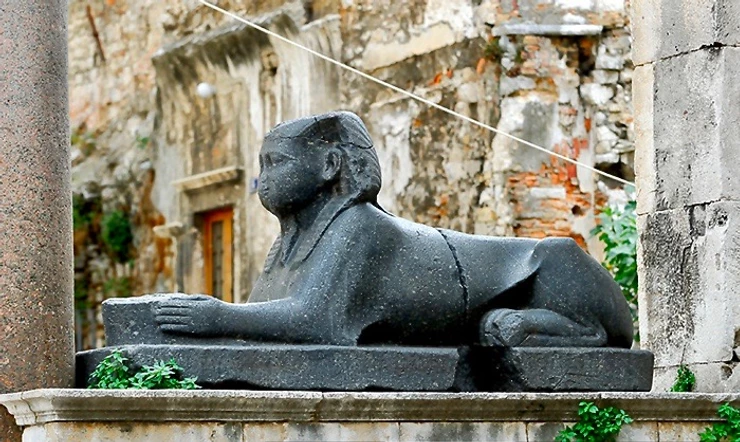 the black granite sphinx of the Peristyle, dating from 1425 BC