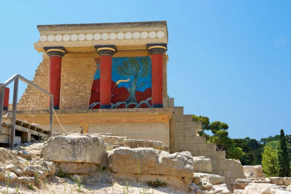 the northern entrance to the archaeological site of Knossos