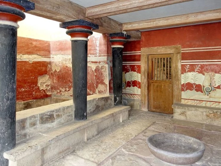 the Knossos "throne room" Image via Olaf Tausch, CC-BY-3.0
